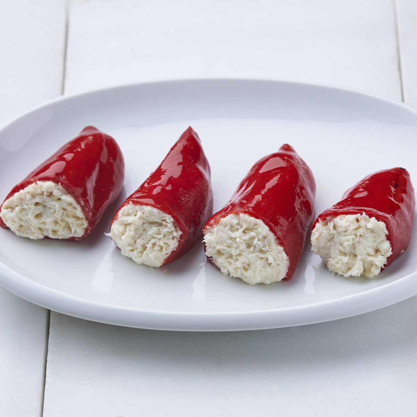 Pimientos del piquillo rellenos de brandada de bacalao artesanal – Prepared Appetizers & Side Dishes | Bacalalo gourmet