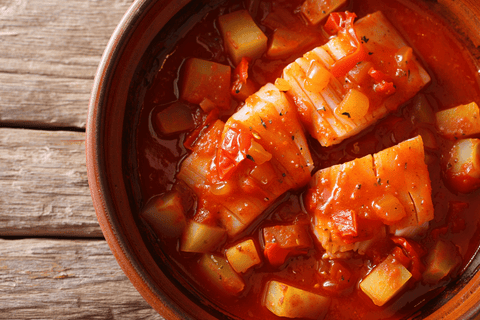 Bacalao a la Riojana: Receta Tradicional con Pimientos Choriceros - Bacalalo