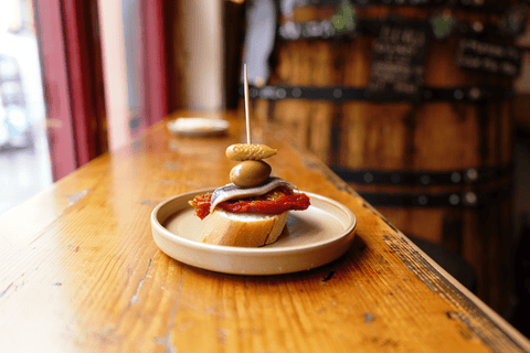 Gilda con Tomate Seco: La Variante Moderna que Enamora - Bacalalo