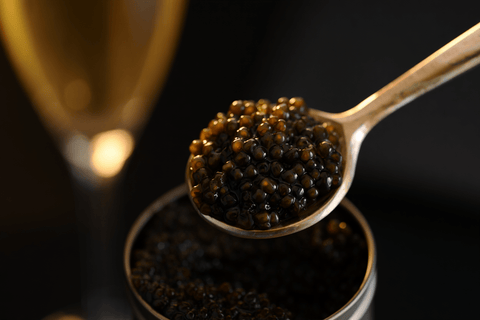 ¿Por qué el caviar se considera un manjar? (historia + escasez + sabor) - Bacalalo