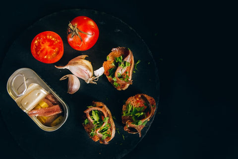 Tostas de Anchoas: 8 Combinaciones Irresistibles - Bacalalo