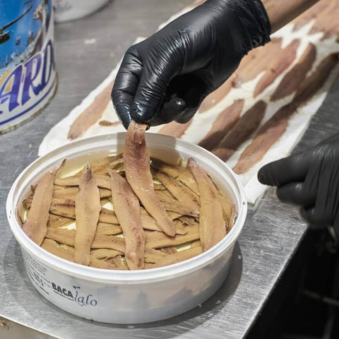 Anchoas del Cantábrico 00 Selección 35 filetes – Bacalalo