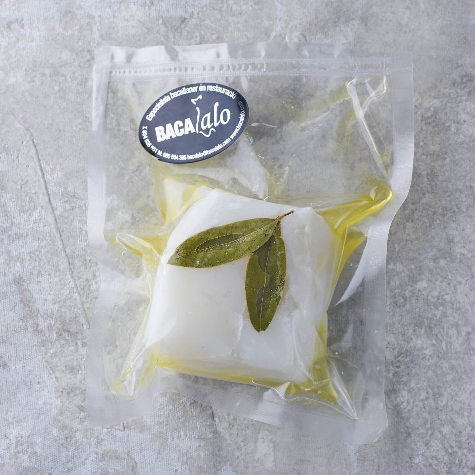 Morro de bacalao desalado con aceite de oliva y laurel – Fresh & Frozen Seafood | Bacalalo gourmet