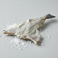 Cola de Bacalao Seco Tradicional con Espina 500g - vista cercana del producto