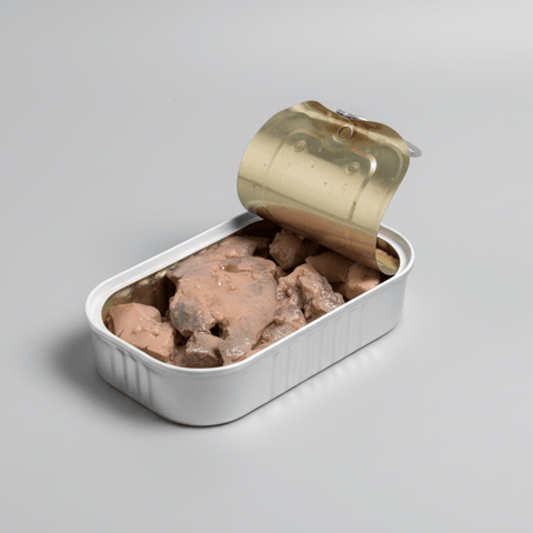 Detalle de foie de bacalao al natural, sabor ahumado suave y delicado