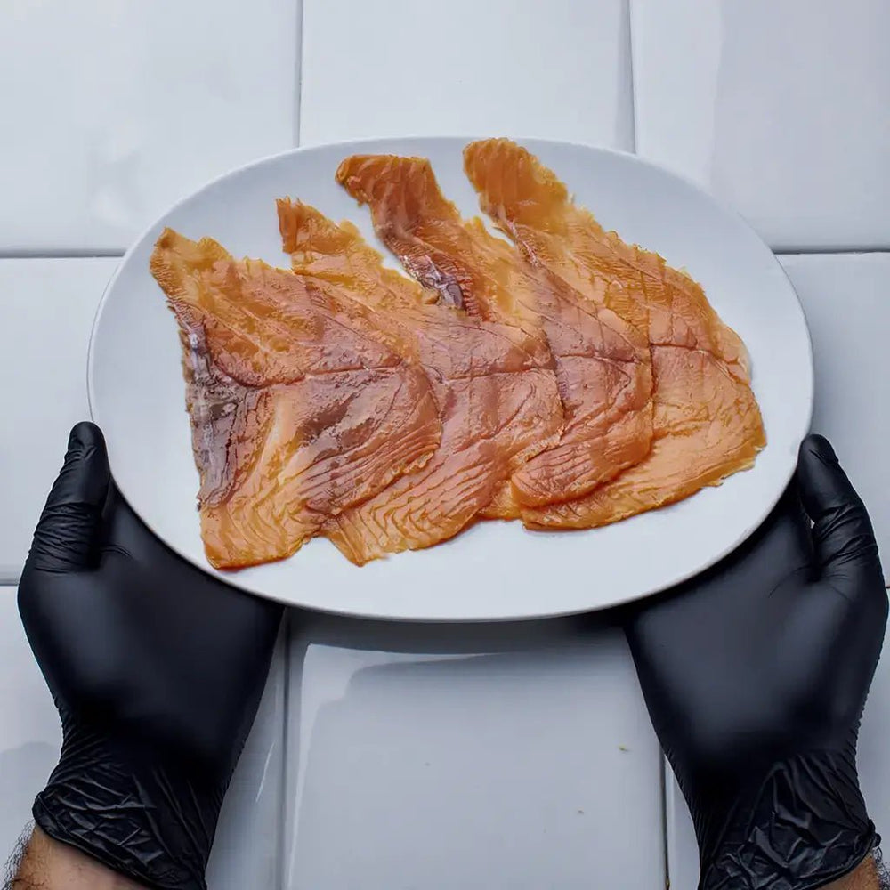 Salmón ahumado cortado a mano – Conservas de marisco gourmet | Bacalalo